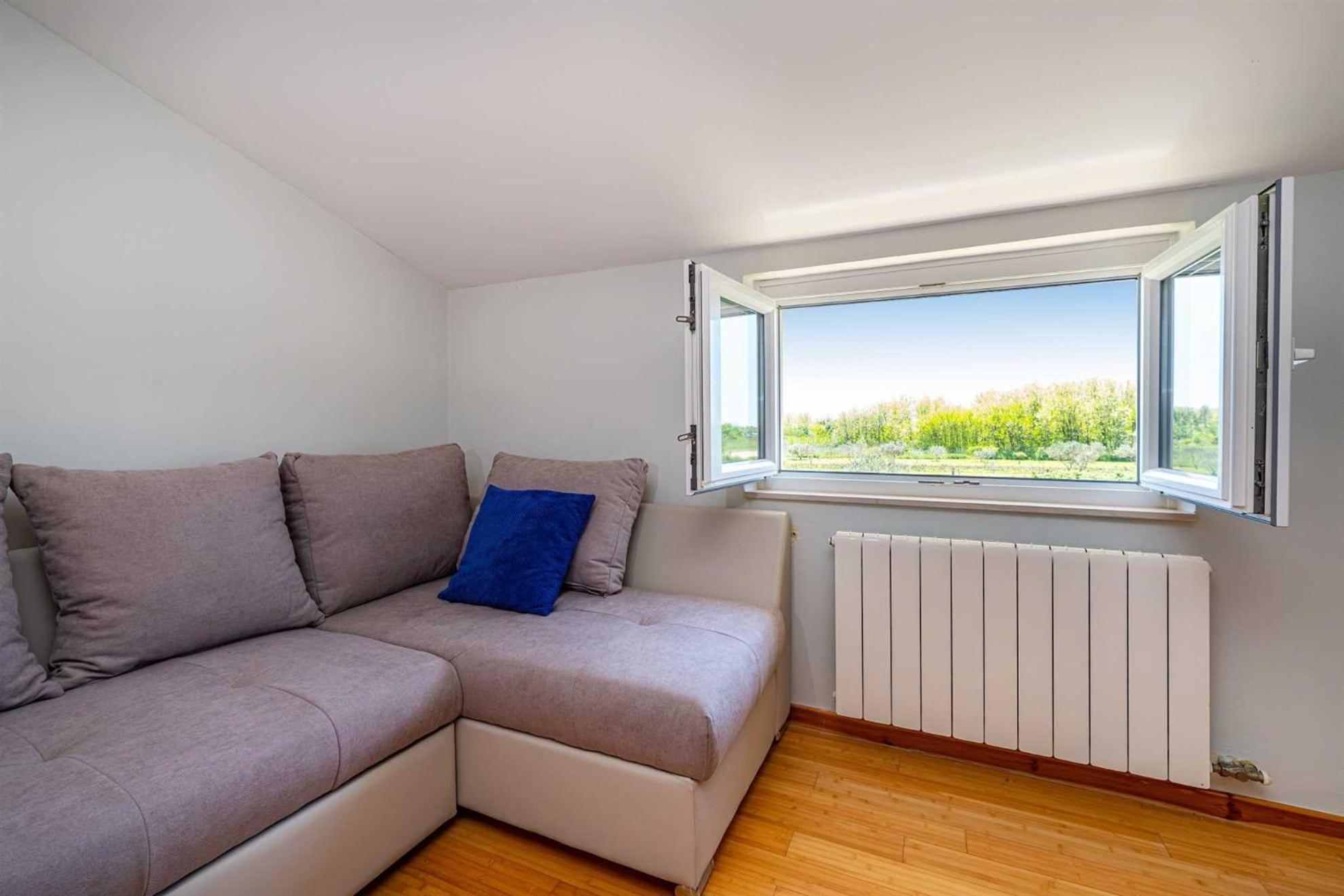 Apartment House Simoni With Pool, Zadar County プリヴラカ エクステリア 写真