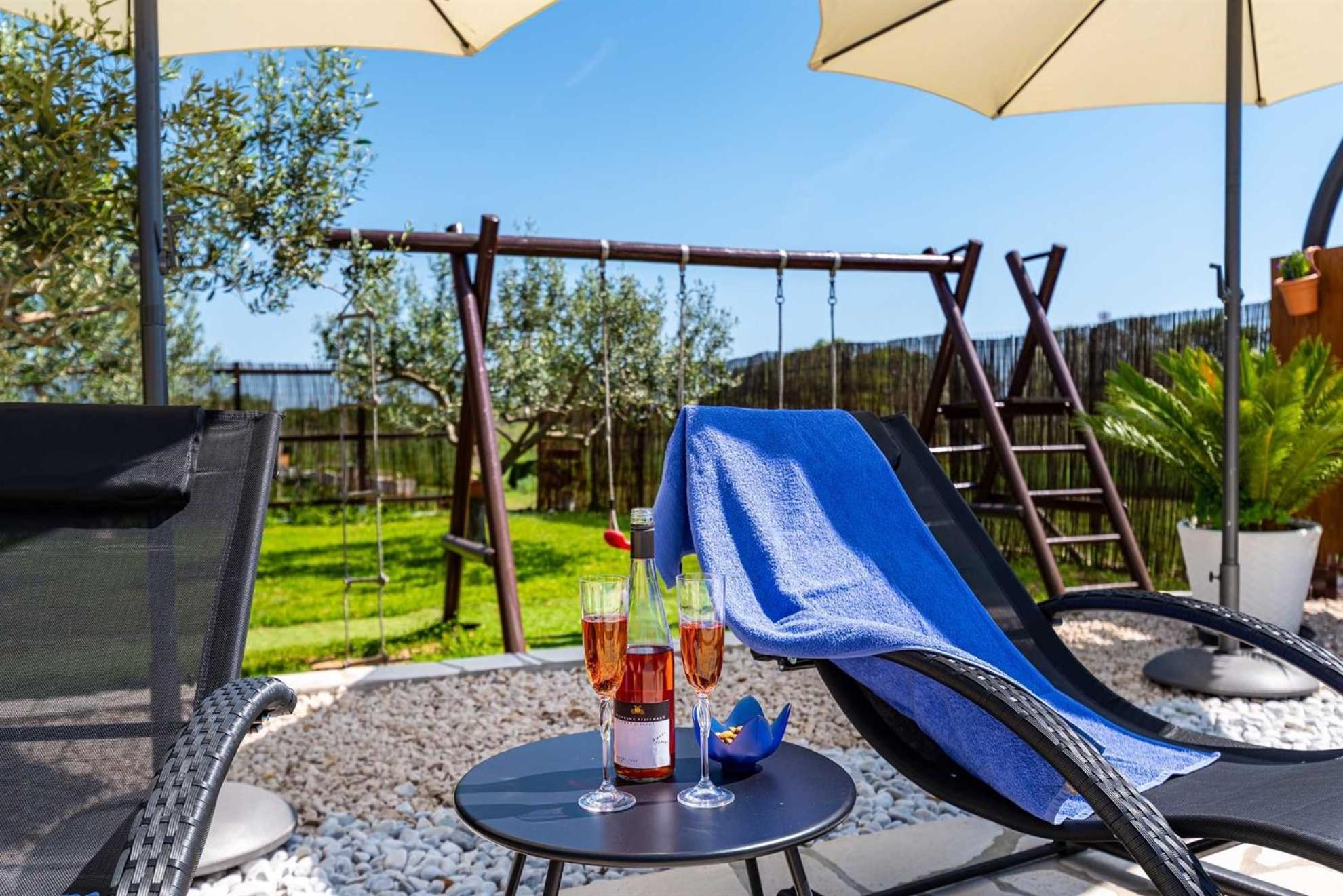 Apartment House Simoni With Pool, Zadar County プリヴラカ エクステリア 写真