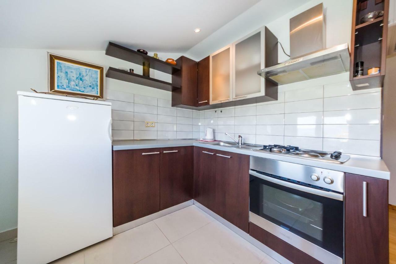 Apartment House Simoni With Pool, Zadar County プリヴラカ エクステリア 写真